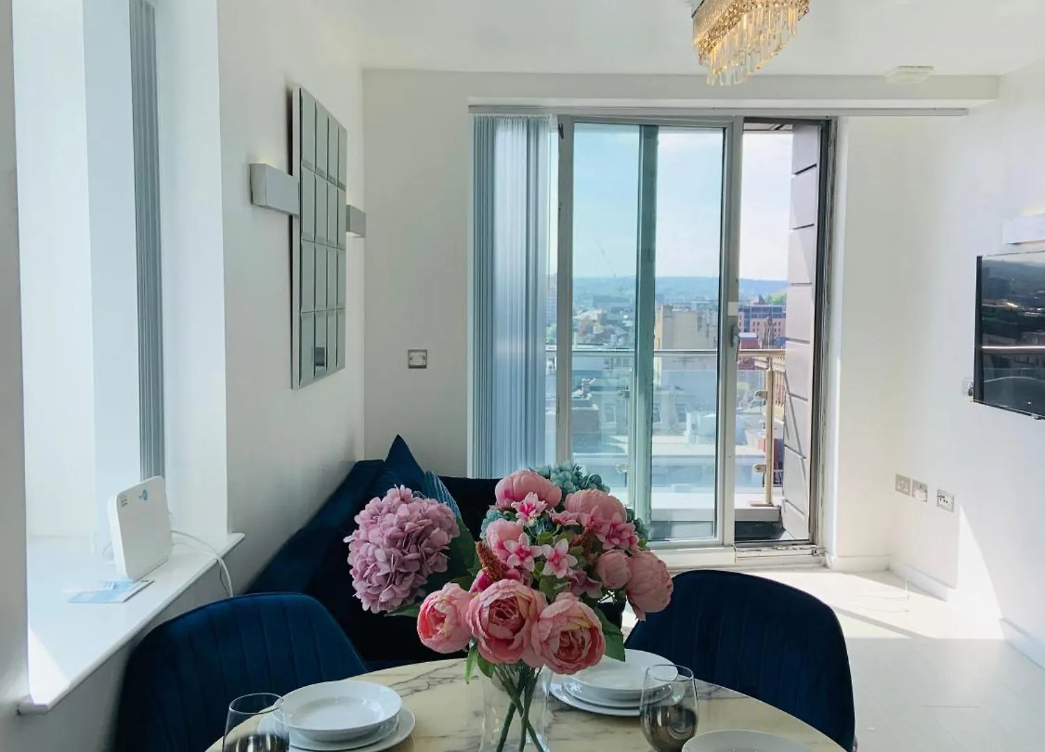 Winners Of 2025 Traveller Award, Elegant Two Bedroom City Central Apartment With Netflix & Wifi Leeds Egyesült Királyság