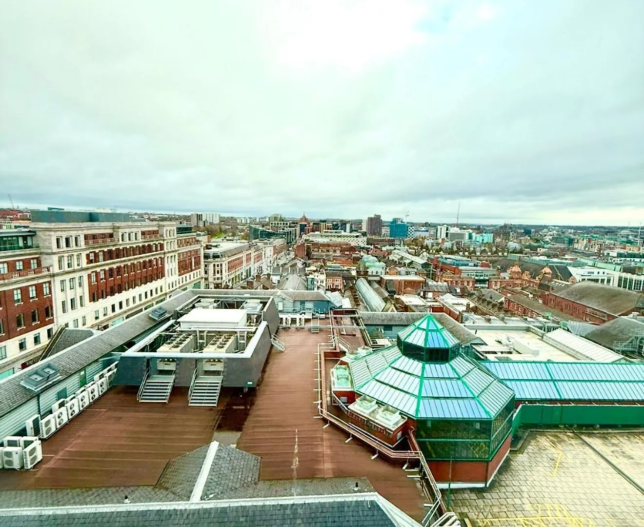Winners Of 2025 Traveller Award, Elegant Two Bedroom City Central Apartment With Netflix & Wifi Leeds Egyesült Királyság