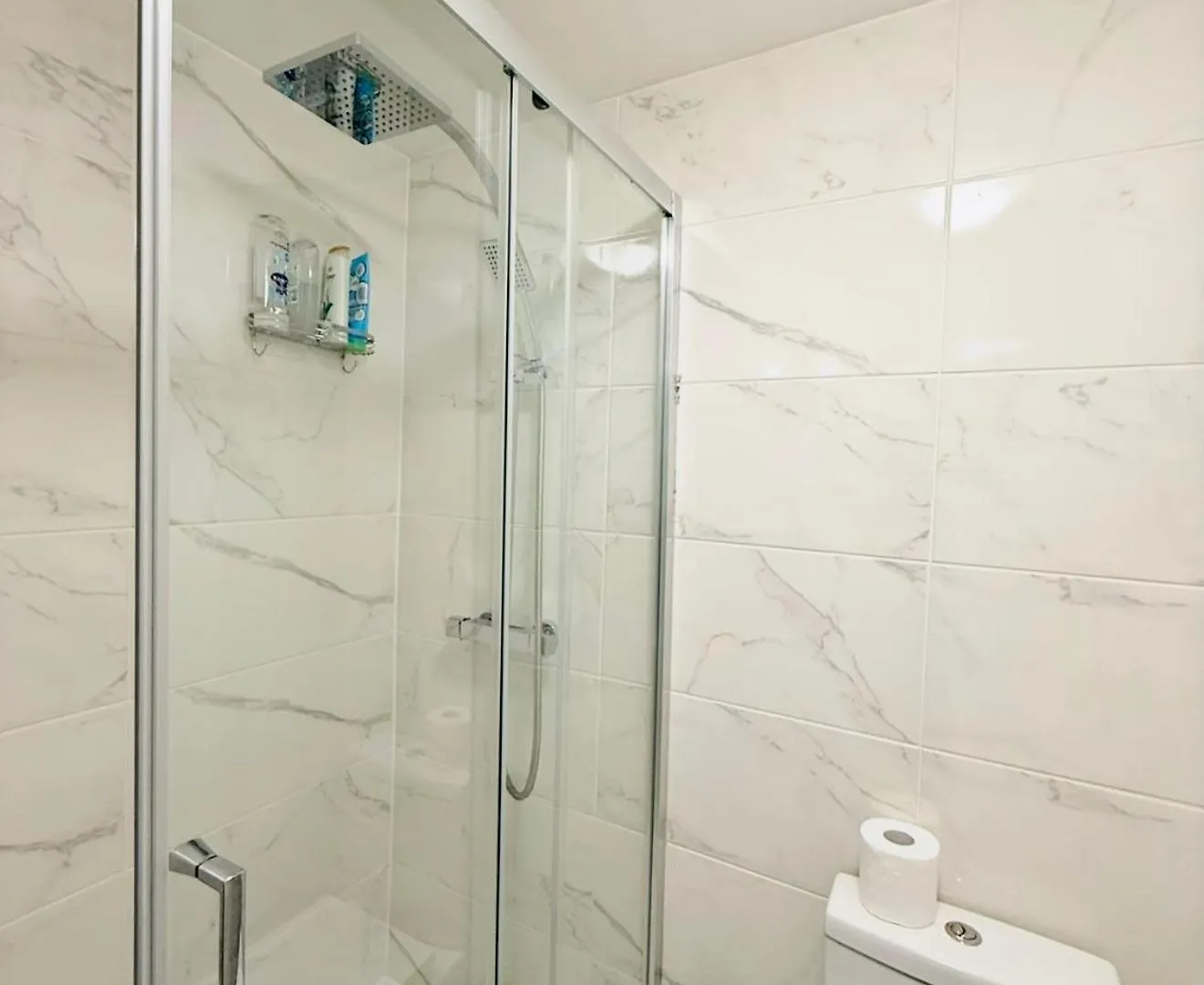 Winners Of 2025 Traveller Award, Elegant Two Bedroom City Central Apartment With Netflix & Wifi Leeds