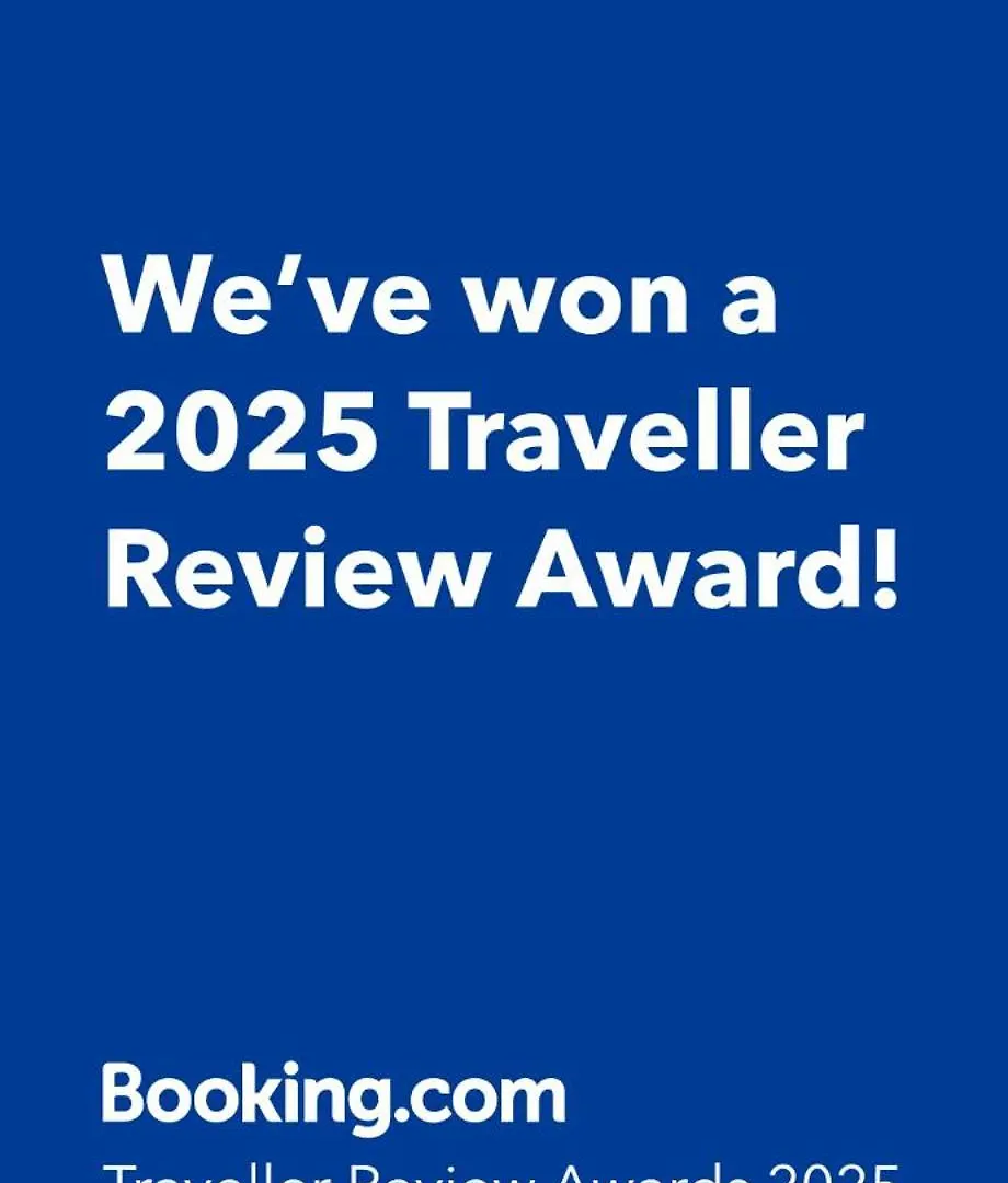 Winners Of 2025 Traveller Award, Elegant Two Bedroom City Central Apartment With Netflix & Wifi Leeds